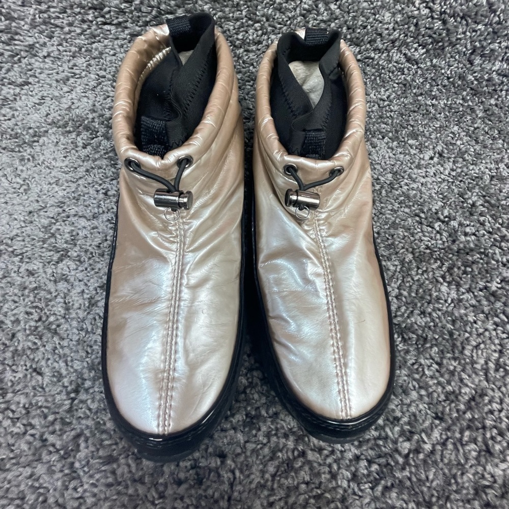 Sporto Tracy pull on waterproof elastic drawstring winter bootie women’s size 9W - Picture 9 of 17